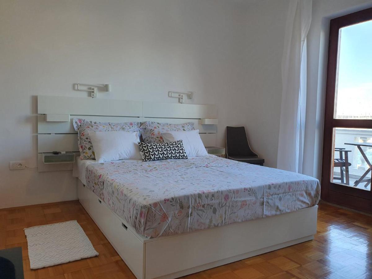 Room Novakovic Biograd Na Moru Esterno foto