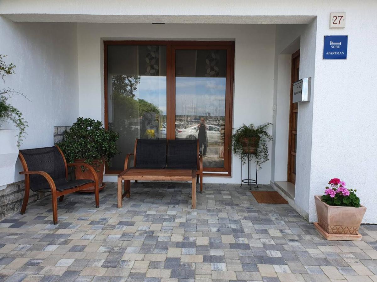 Room Novakovic Biograd Na Moru Esterno foto