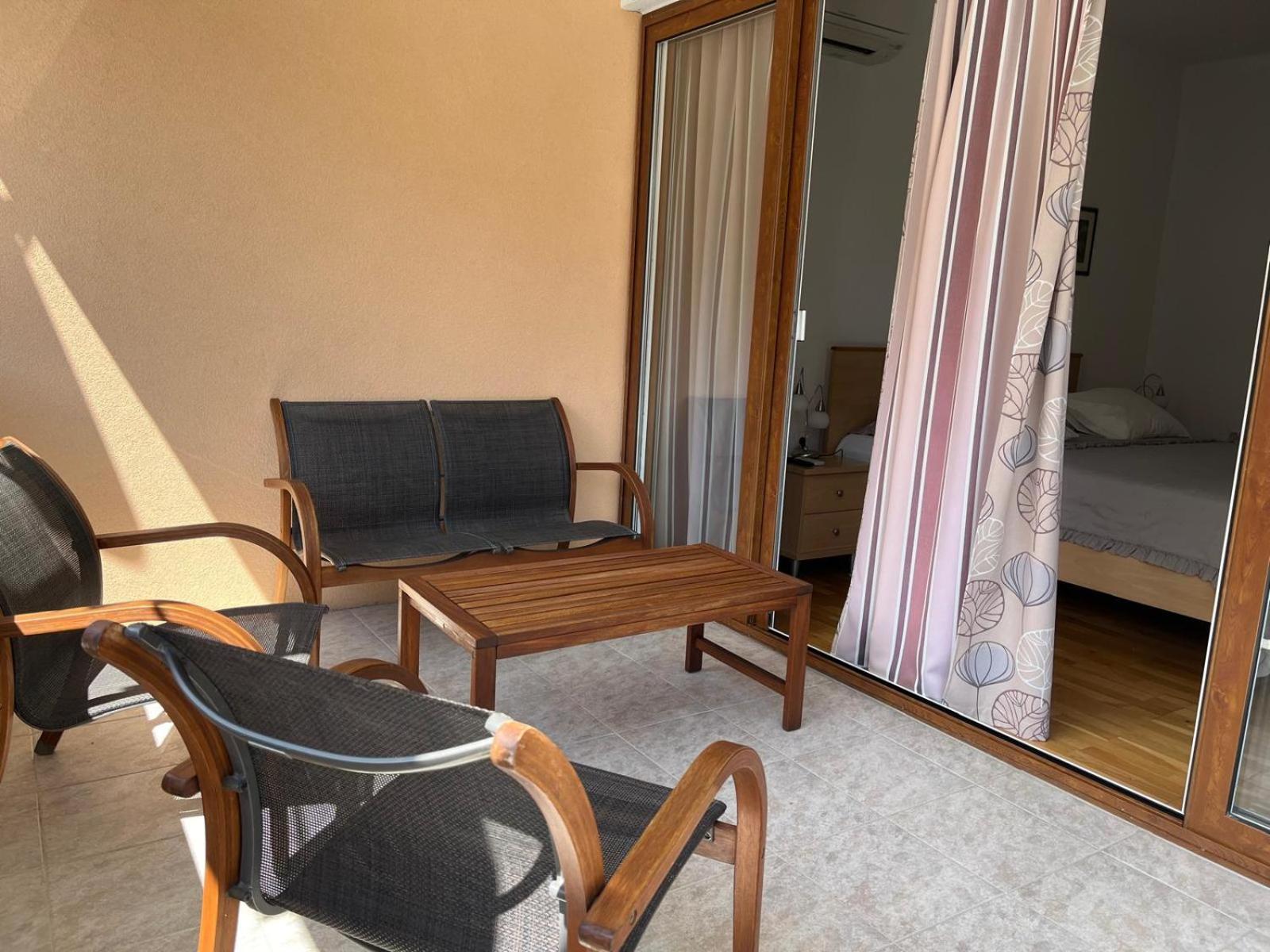 Room Novakovic Biograd Na Moru Esterno foto